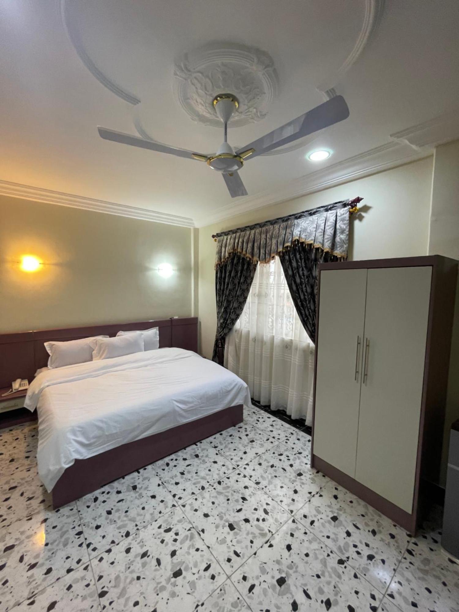 George Vee Hotel Ltd Kumasi Zewnętrze zdjęcie